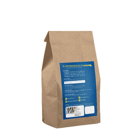 Der Pferdegold Gelenke - Papiersack 1,5kg steht aufrecht vor einem weißen Hintergrund mit einem blauen Etikett auf der Rückseite - perfekt für die Aufbewahrung von Pferdegold Ergänzungsmitteln und anderen Gelenkprodukten.