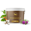 Eine Pferdegold Haut & Fell Dose für Pferde, umgeben von Knoblauch, Beeren und Kräutern - eine ideale Pferdehautpflege für ein gesundes Fell.